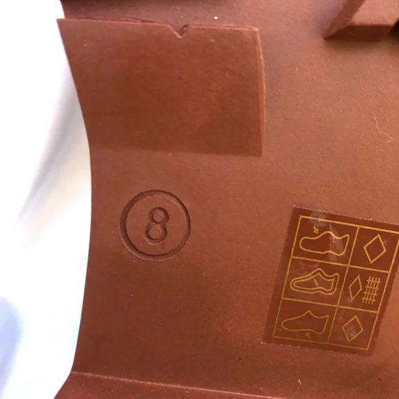 Public Desire Burgundy Zip Up Rounded Chunky Soled Ankle Boots Size 8 - Picture 10 of 13